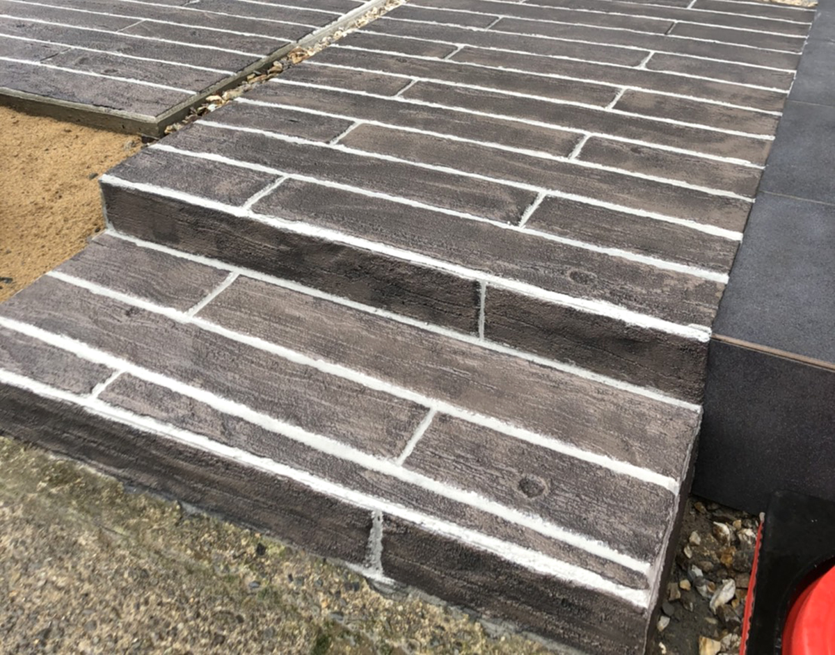 福井県 スリービー工業 株式会社