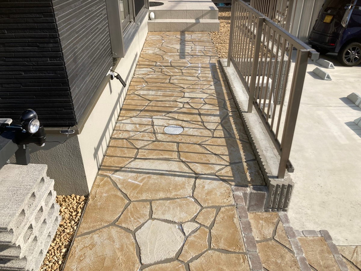 三重県 株式会社デュアルシステム