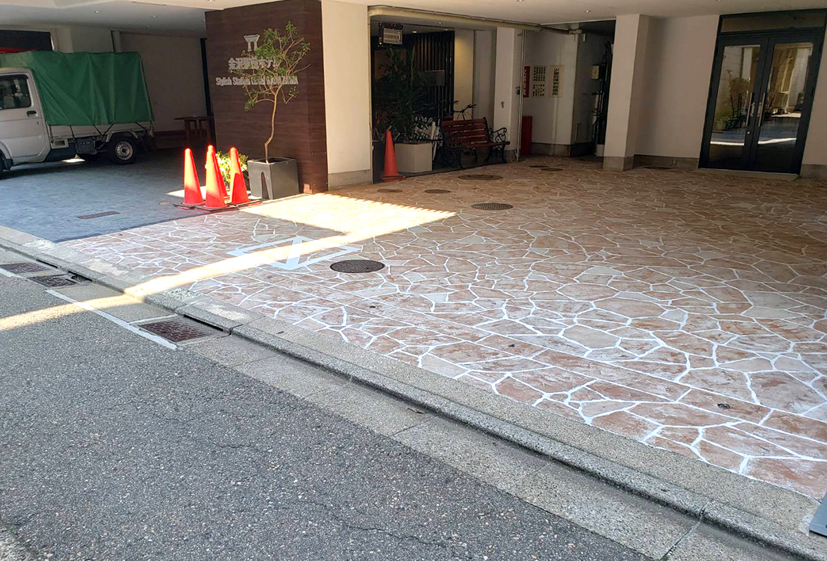 石川県 奥村建装株式会社