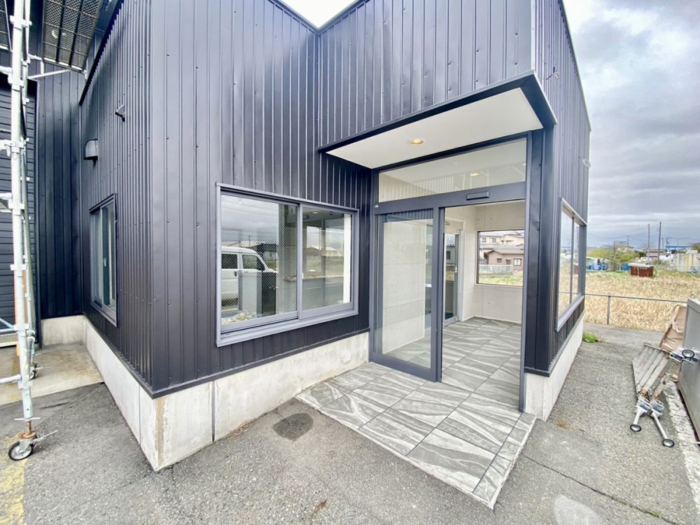 新潟県 M2株式会社