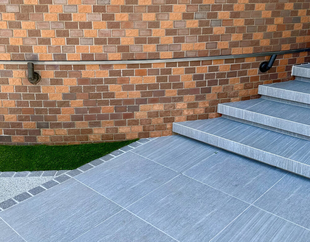 東京都 株式会社 シンライズ