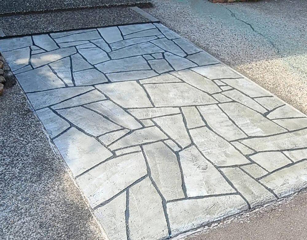 石川県 奥村建装株式会社