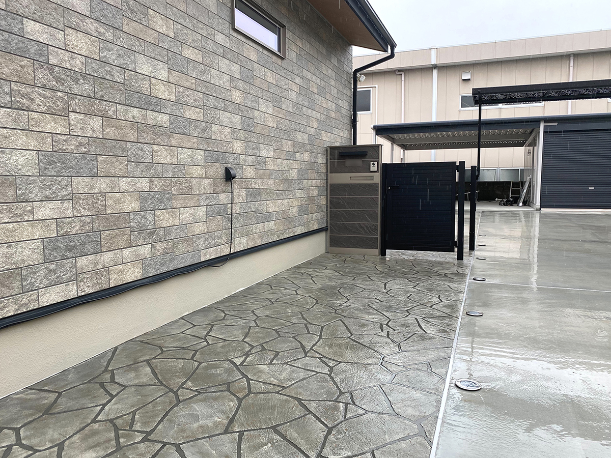 山梨県 株式会社 ビックアイランド