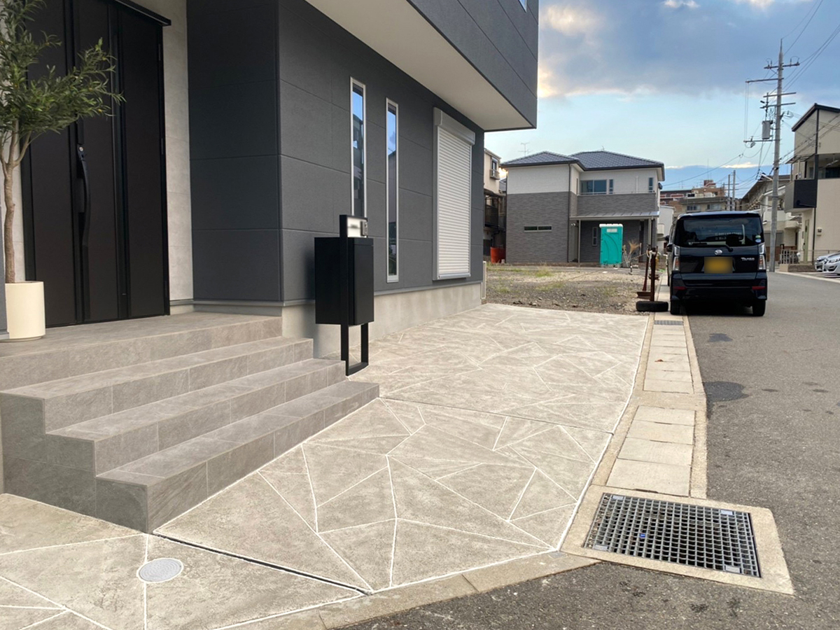 大阪府 Re.bond株式会社