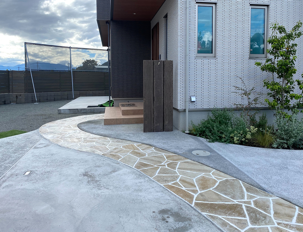 山梨県 株式会社 ビックアイランド イメージ2