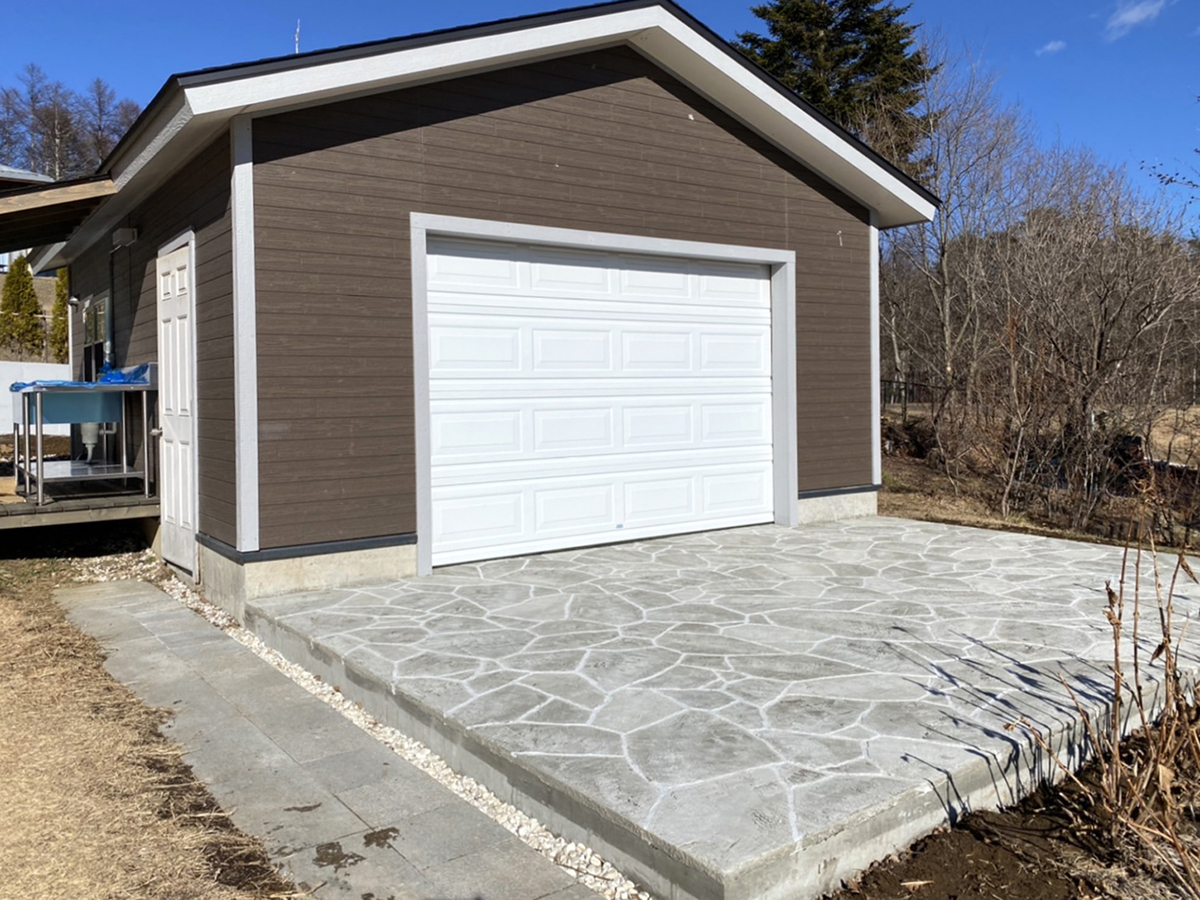 山梨県 株式会社 ビックアイランド