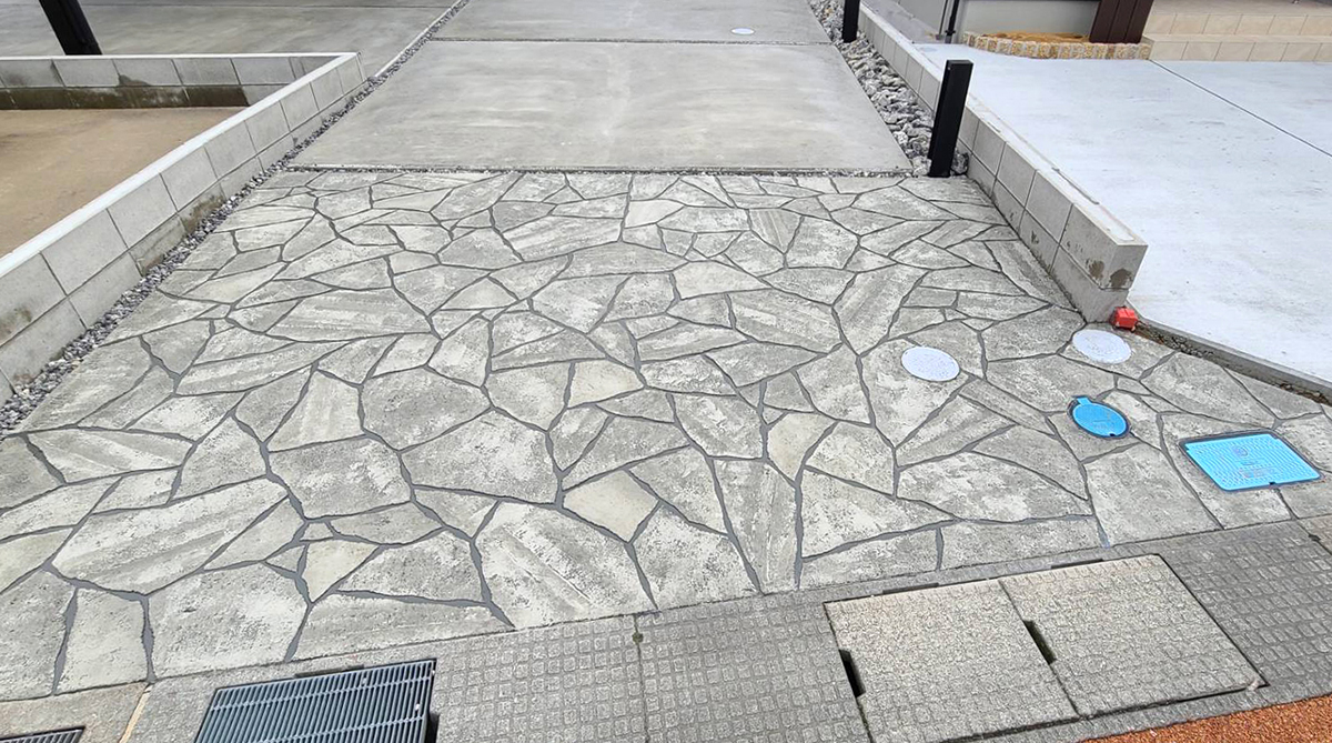 石川県 奥村建装株式会社