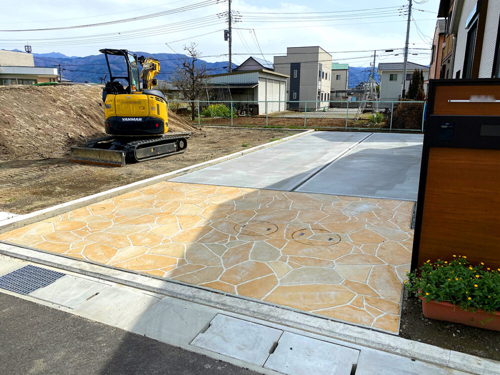 山梨県 株式会社 ビックアイランド