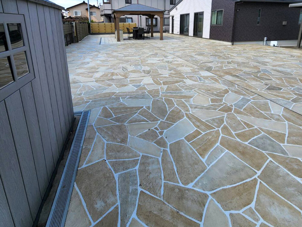 石川県 奥村建装株式会社