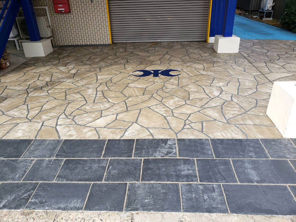 石川県 奥村建装株式会社